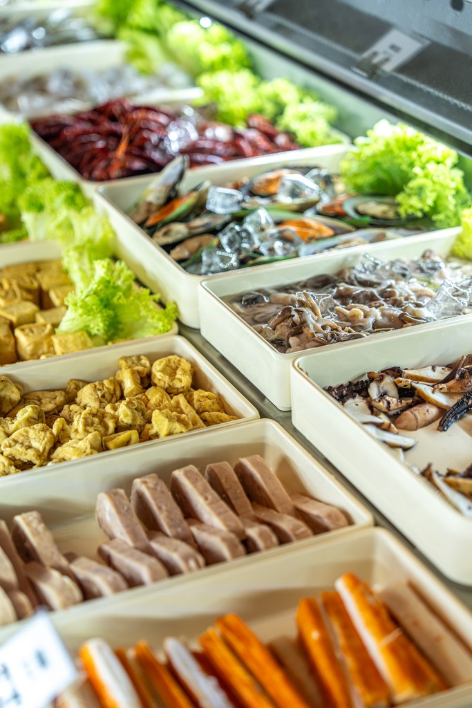 Close-up of Sanku’s self-service ingredient counter