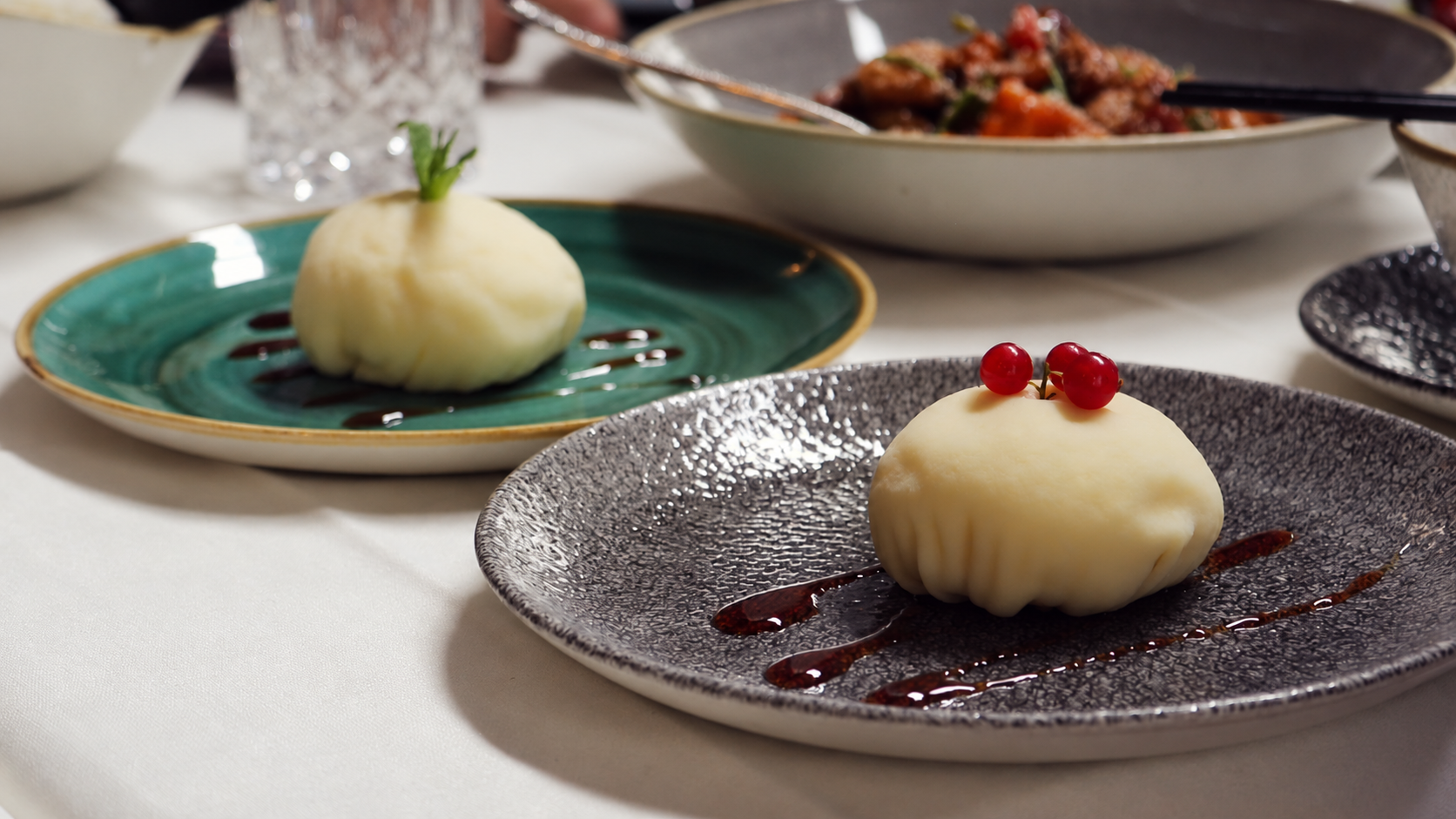 Handgemachte Xue Mei Niang mit Mango und Joghurt