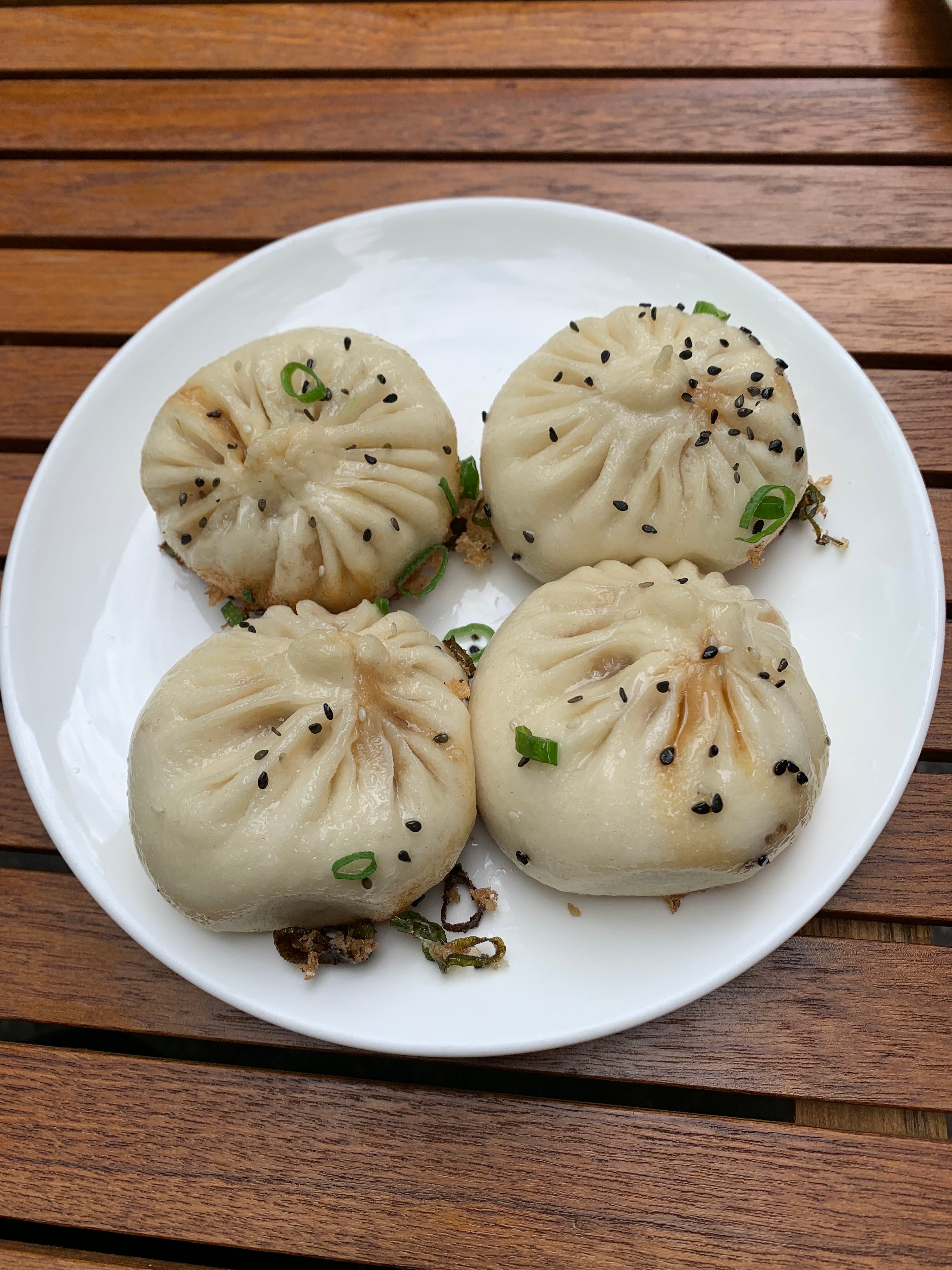 Shengjian mit angebratenem Boden bei Meet You