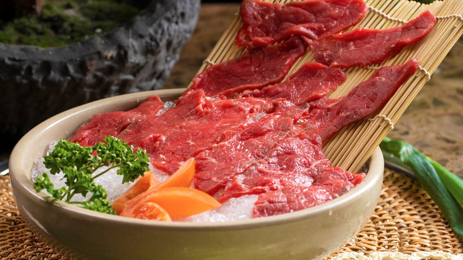 Dünn geschnittenes Rindfleisch für Hotpot bei Shooloongkan